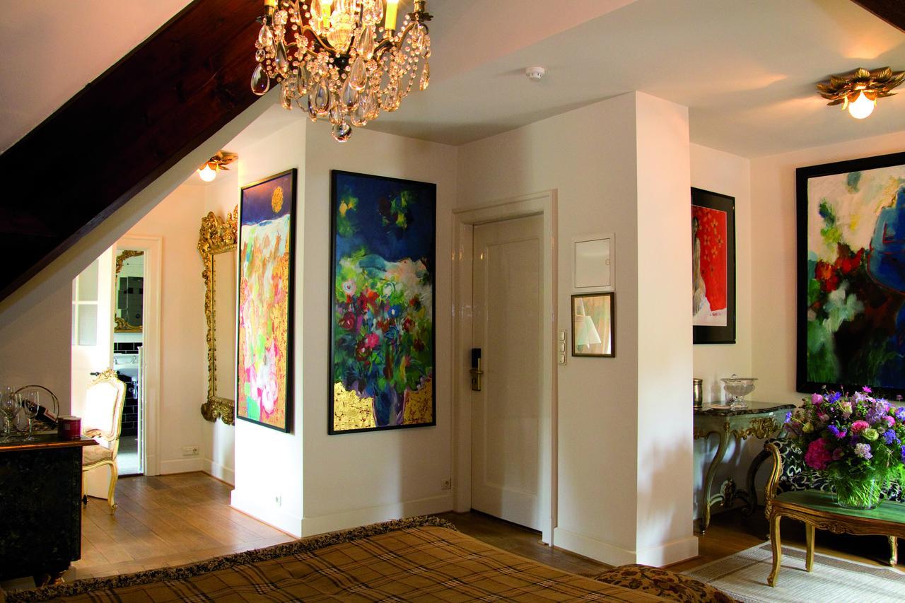 Boutique Hotel Huize Rustoord Esbeek Exteriör bild