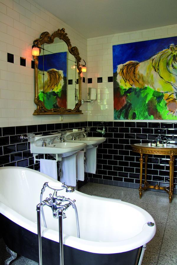 Boutique Hotel Huize Rustoord Esbeek Exteriör bild